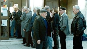 Πότε θα πληρωθούν οι συντάξεις Μαΐου