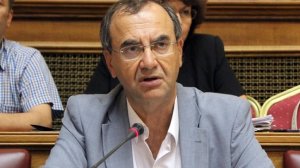 Δημήτρης Στρατούλης: Δεν αγγίζουμε τα ήδη λεηλατημένα αποθεματικά των ασφαλιστικών ταμείων