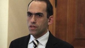 Κύπρος: Τελικά θα "κουρευτούν" λίγο και οι ασφαλιστικές