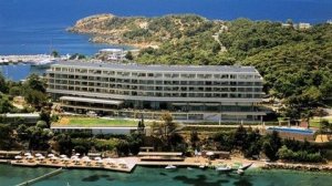 Ο Αστέρας Βουλιαγμένης πουλήθηκε 400 εκατ. ευρώ!