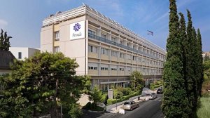 ΛΗΤΩ: Ο τοκετός στο νερό 18 χρόνια μετά – Η ενηλικίωση