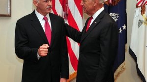 Εγκώμια Μπάιντεν σε Παπανδρέου για την οικονομία