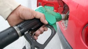 Η Ελλάδα στενάζει… στα βενζινάδικα και …τα αεροδρόμια 