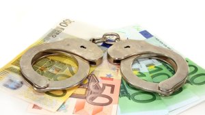 Προσεχώς νέα μέτρα για τον περιορισμό της ασφαλιστικής απάτης