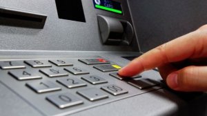 Νέα όρια στα capital controls! - Ανάληψη μέχρι 1.800 ευρώ το μήνα
