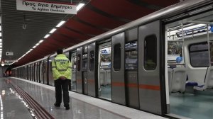 Ακινητοποιημένα τρένα και προαστιακός από το Μ.Σάββατο - Απεργία στο μετρό το Πάσχα