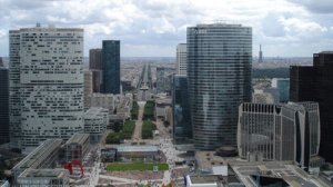 Οι ασφαλιστικές χτυπούν τις τράπεζες μέσα στο "σπίτι" τους