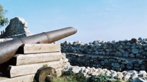 ‘Κανόνια’ στην ‘πιάτσα’ μεσιτών και στελεχών