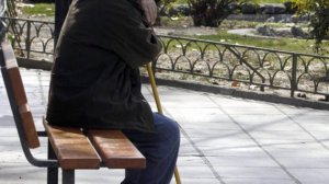 Στις 22 Δεκεμβρίου το «ψαλιδισμένο» ΕΚΑΣ και το επίδομα Τσίπρα