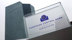Ως το Δεκέμβριο του 2017 παρατείνεται το πρόγραμμα ποσοτικής χαλάρωσης