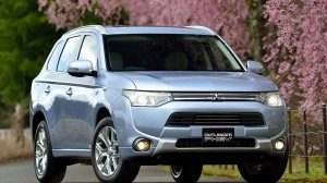 Mitsubishi Outlander PHEV: Πουλάει στην Ευρώπη