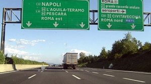 Ιστορικές αλλαγές στον ιταλικό ΚΟΚ-Αυξημένη η νομοθετική προστασία των δικυκλιστών
