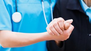 Τι ισχύει με την πρόσβαση των ανασφάλιστων στο Δημόσιο Σύστημα Υγείας;