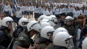 Σταματήστε την ‘παρέλαση’ αυτών που ‘πτώχευσαν’ τον ασφαλιστικό κλάδο…