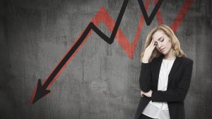 Γιατί μειώνεται ο αριθμός των εργαζομένων στις ασφαλιστικές εταιρείες;