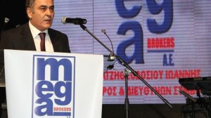 Ο Γιάννης Χατζηθεοδοσίου και οι μεσίτες