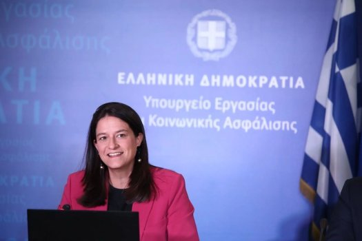 ΥΠΕΚΑ Ν. Κεραμέως: Το φύλο δεν μπορεί να επηρεάζει τον μισθό – Κατατέθηκε στη Βουλή το νομοσχέδιο για την ισότητα αμοιβής ανδρών και γυναικών για όμοια εργασία
