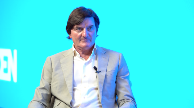 David Howden: «Η Ελλάδα αποτελεί στρατηγικό πυλώνα της ανάπτυξης της Howden στην Ευρώπη» (βίντεο)