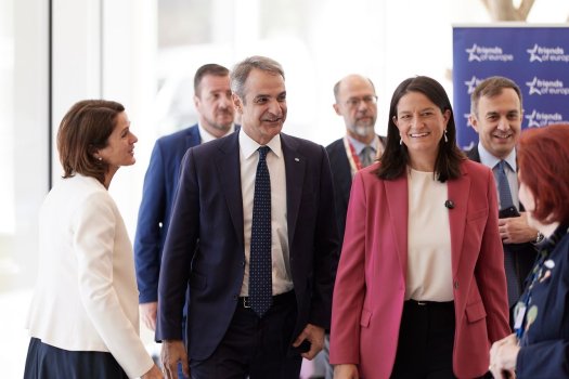 Αντιπρόεδρος Ευρωπαϊκής Επιτροπής Roxana Minzatu: “Αναγκαία για ολόκληρη την Ευρώπη η Συμφωνία για τις Συλλογικές Συμβάσεις Εργασίας που υπέγραψε η Ελλάδα”