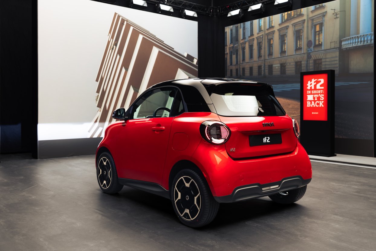 707730-smart_hashtag2_premium_laser red_cmyk_8-ed3b6e-original-1791270819.jpg