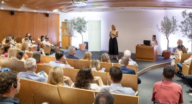 Barbara van Hellemond, Πρέσβης της Ολλανδίας στην Ελλάδα