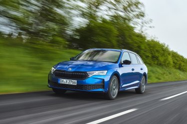 skoda-octavia-turns-30-three-decades-of-a-brand-icon-3_b354fda0.jpg