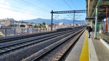 Εικόνα που περιέχει ρουχισμός, κουστούμι, άτομο, άνδρας
Το περιεχόμενο που δημιουργείται από τεχνολογία AI ενδέχεται να είναι εσφαλμένο.