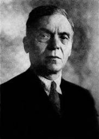 Εικόνα που περιέχει κείμενο, ανθρώπινο πρόσωπο, άνδρας, πορτραίτο
Το περιεχόμενο που δημιουργείται από AI ενδέχεται να είναι εσφαλμένο.