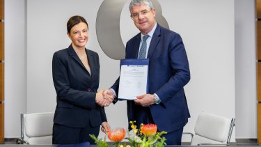 CrediaBank_EIB_1.jpg