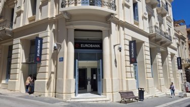 eurobank-irakleio.jpg
