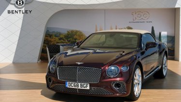 bentley-continental-gt-w12-convertible-at-scyr2019_2