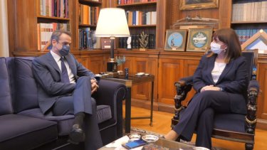 sakellaropoyloy-mitsotakis