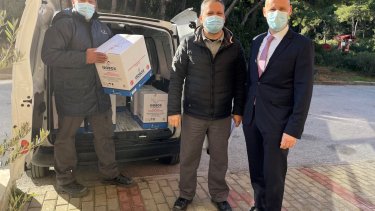 pharmaserve-lilly_delivery_to_eody_2
