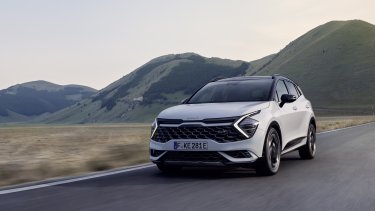 print-3600x2400-kia-sportage-phev