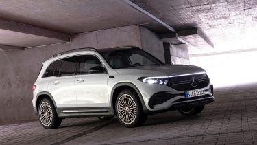 mercedes-eqb-4
