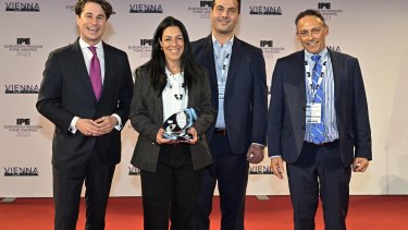 smart_future_ipe_award_photo