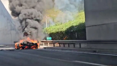 koenigsegg-jesko-fire