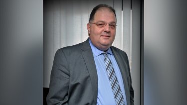 vlassopoulos