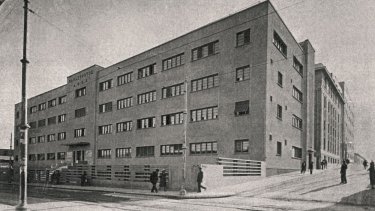ergostasio_papaastratos2