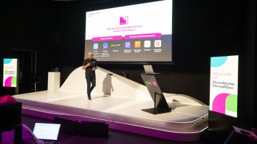 magentaone_2