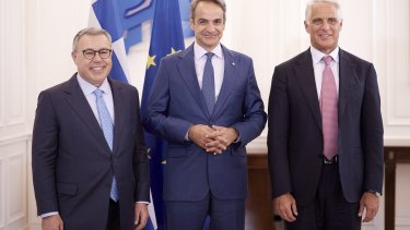 vasilis_psaltis_-_kyriakos_mitsotakis_-_andrea_orcel