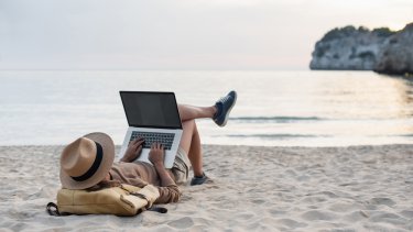 shutterstock_2220880691
