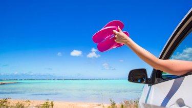 driving-in-flip-flops