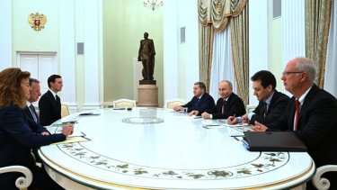 putin-amerikanoi-ap25336607612201-768x494