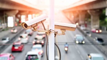 big-brother-stoys-ellinikoys-dromoys-gia-na-meiothoyn-ta-trochaia-se-poia-simeia-tis-attikis-mpainoyn-kameres