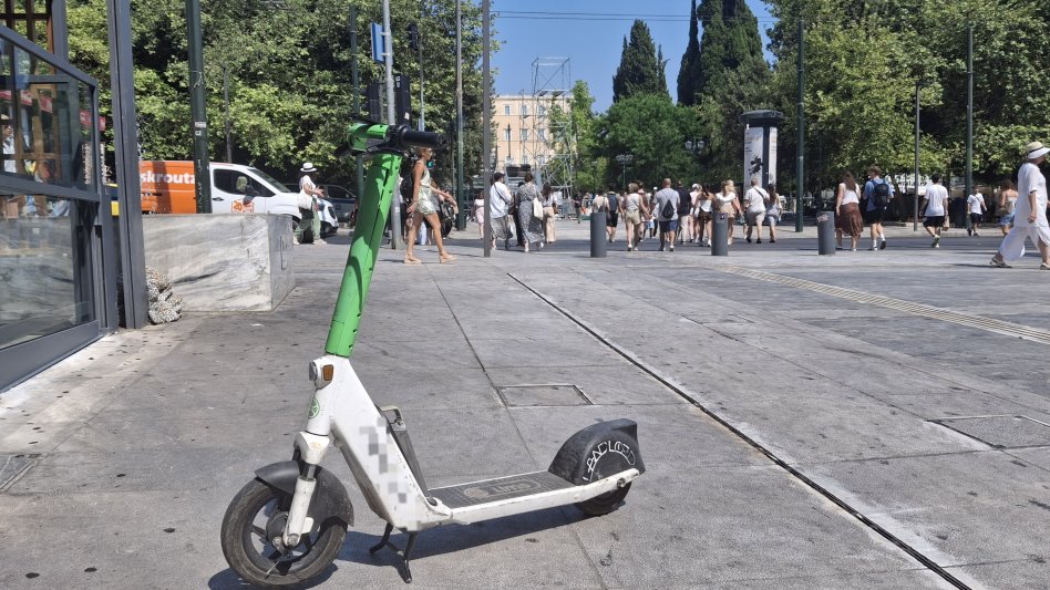 Προς ψήφιση το νομοσχέδιο για τα πατίνια - Υποχρεωτική ασφάλιση και απαγόρευση χρήσης κάτω των 17 ετών