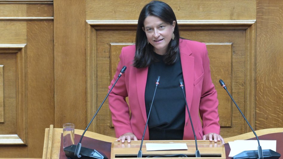 ΥΠΕΚΑ Ν. Κεραμέως στην Ολομέλεια της Βουλής: 10 αλήθειες για την ενίσχυση της επαγγελματικής ασφάλισης