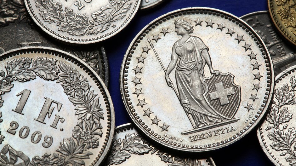 Πλημμελής ενημέρωση καταναλωτών κατά τη σύναψη συμβάσεων στεγαστικών δανείων σε ελβετικό φράγκο 