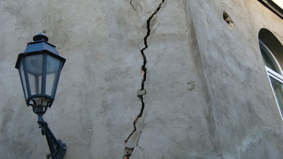Σεισμός στη Μαγούλα: Πάνω από 2.000 οι αιτήσεις αποζημίωσης στις ασφαλιστικές εταιρίες!