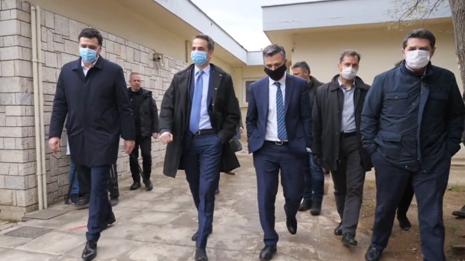 Παράδοση υγειονομικού υλικού στο Νοσοκομείο «Η Σωτηρία», παρουσία του Κυριάκου Μητσοτάκη